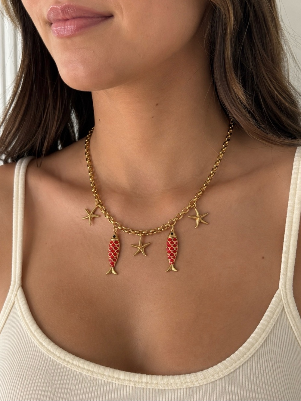 🏖️ Gold-Tone Coastal Charm Necklace – 19” Length